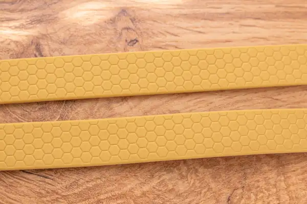 Hexa Guld hundkoppel med Twist-Lock karbinhake, 20 mm
