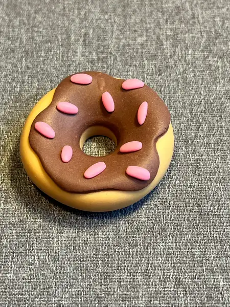 Donut oro-sten – handgjord i polymerlera