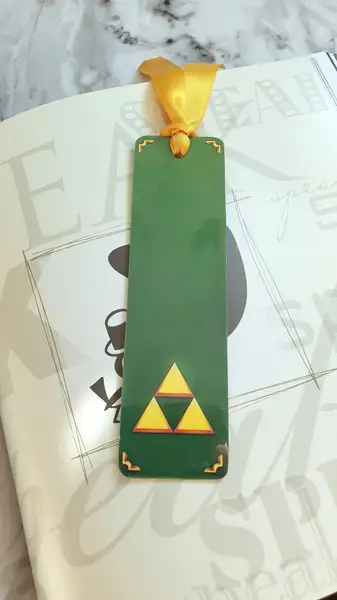 Triforce, Handgjorda bokmärken